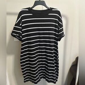 Time and Tru Women’s Black and White Striped Short Sleeve Midi Dress size XXL 20